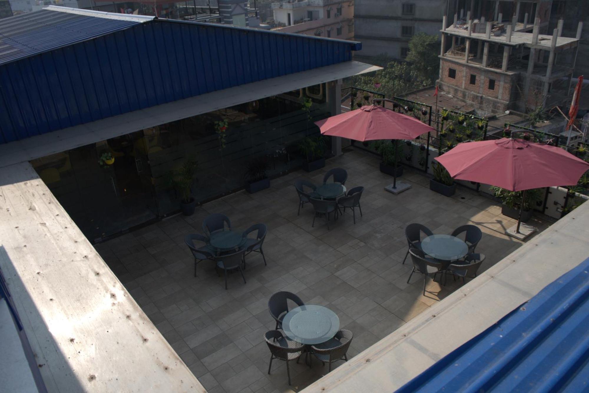 Hotel Tanisha Kishanganj Екстериор снимка