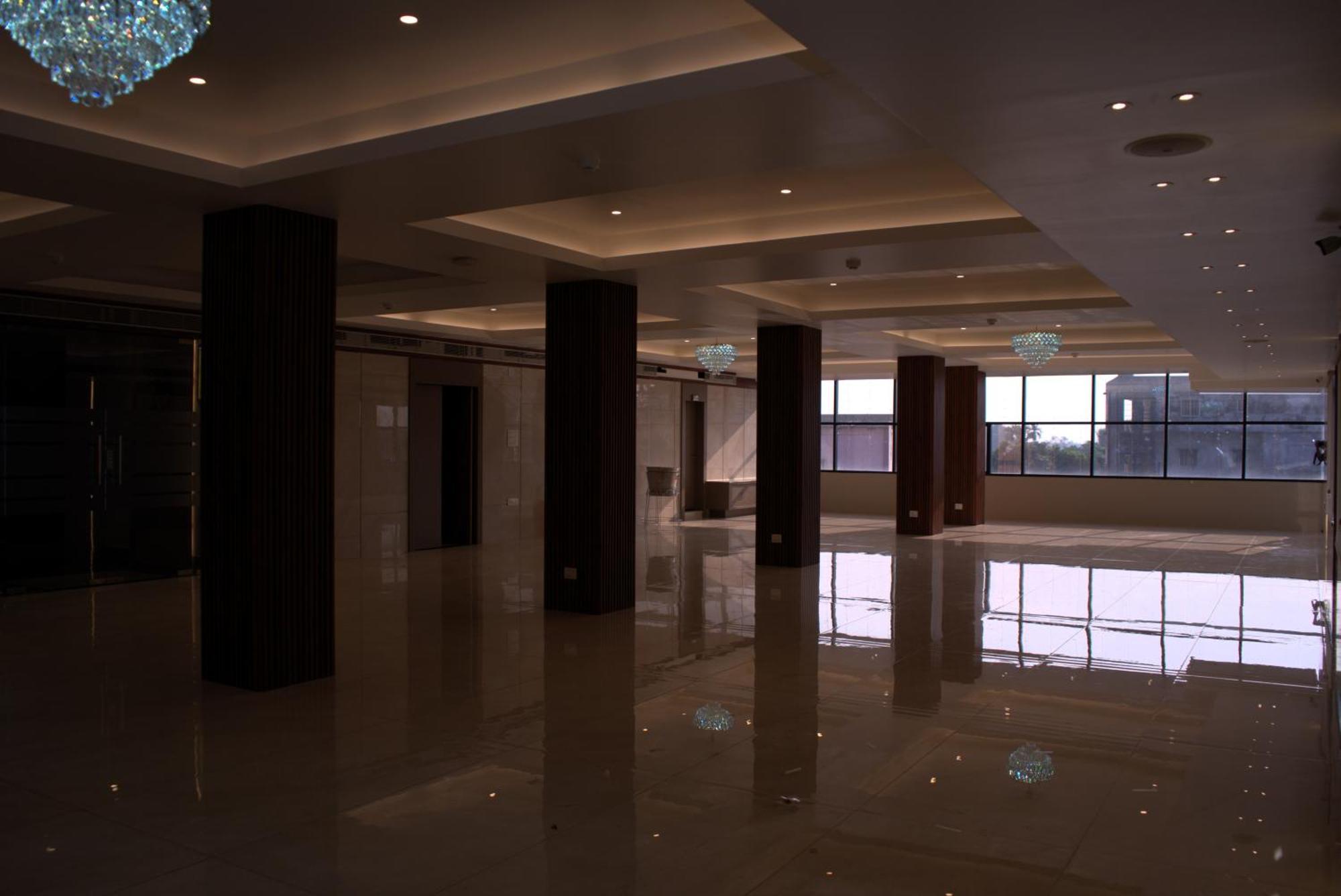 Hotel Tanisha Kishanganj Екстериор снимка