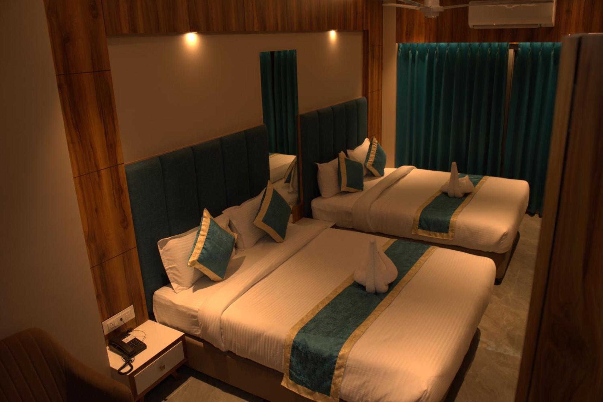 Hotel Tanisha Kishanganj Екстериор снимка